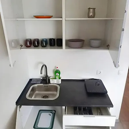 Quiet And Comfortable For Four